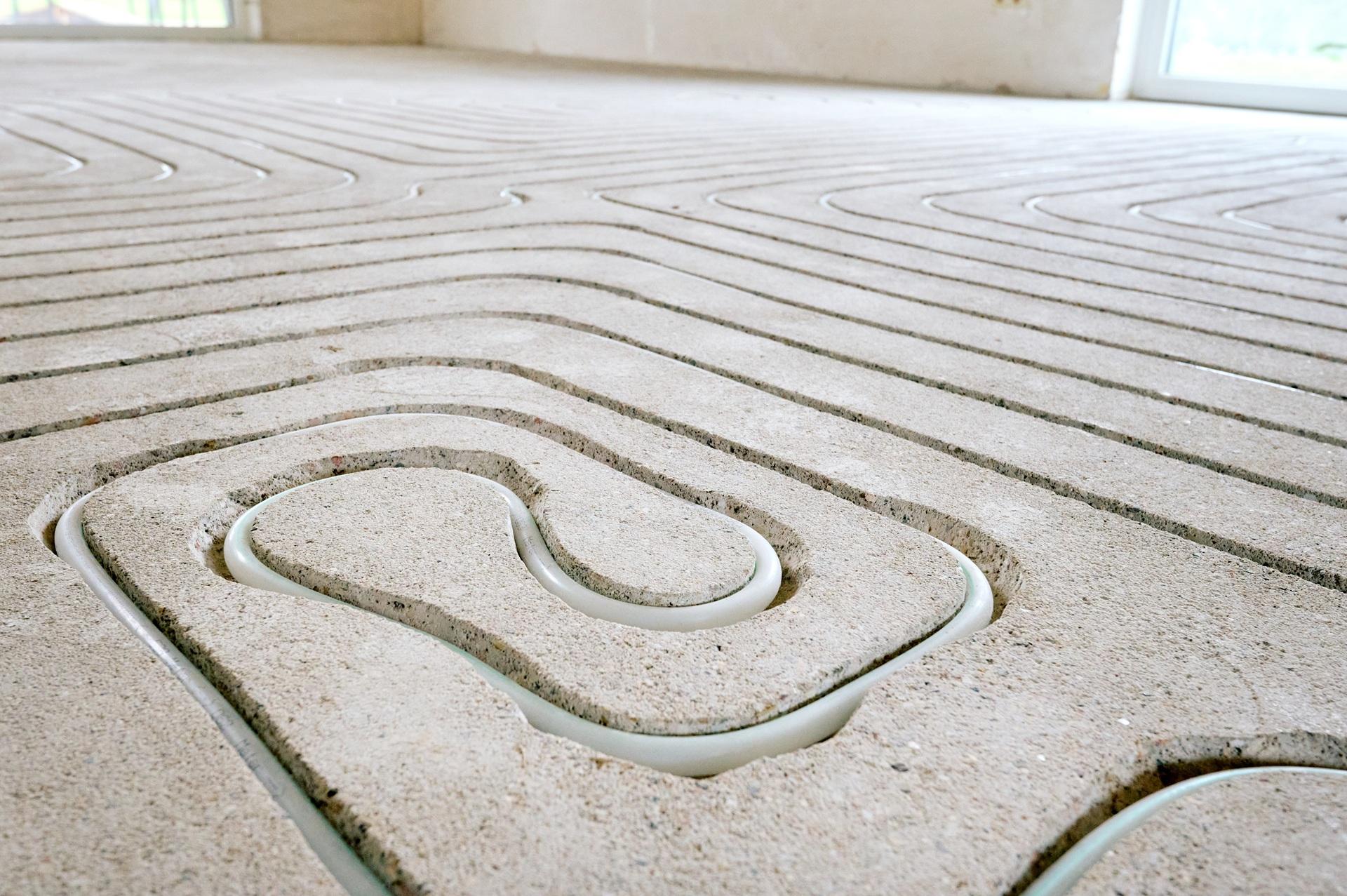 Gefräste Heizschlaufen im Boden | Fußbodenheizung fräsen 